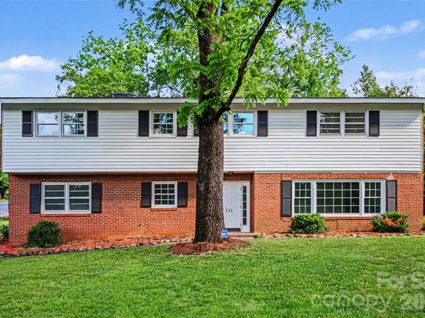 211 Windsor Drive , Shelby, NC 28150