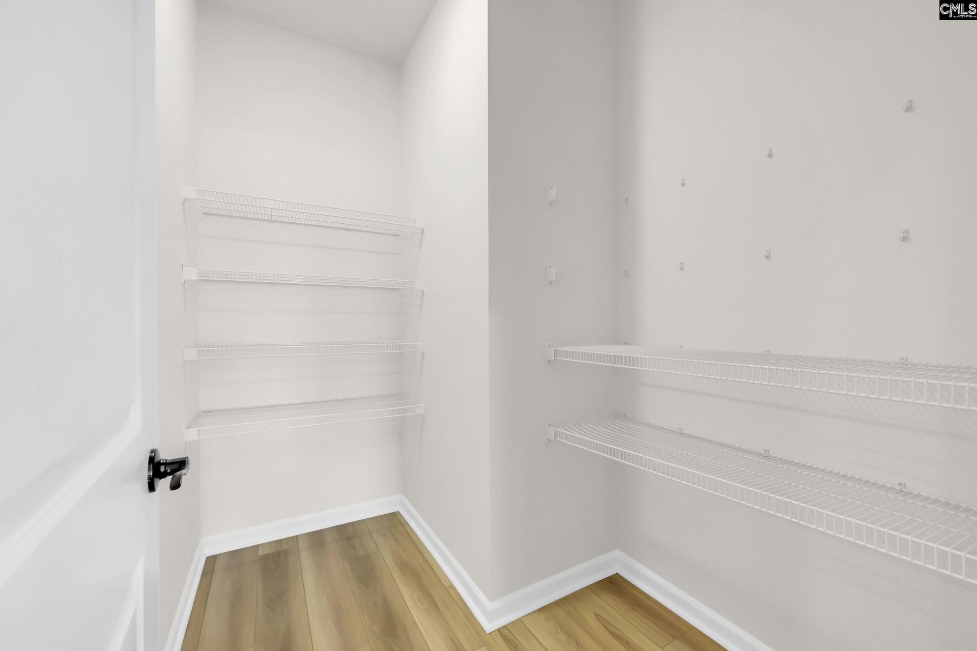 2181 Allan Crest Road  Photo 12