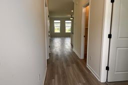 2181 Allan Crest Road photo 4