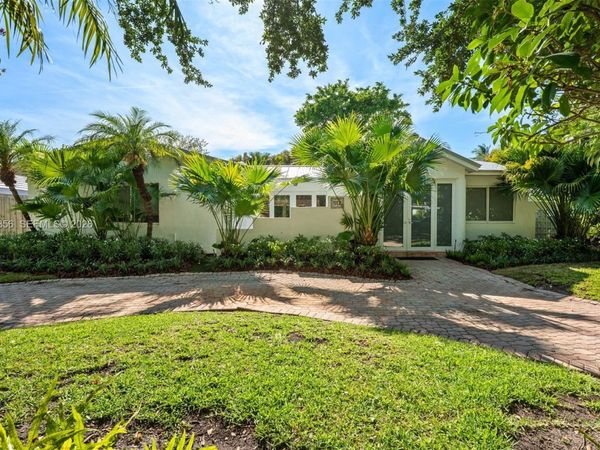 512 Warren Ln , Key Biscayne, FL 33149