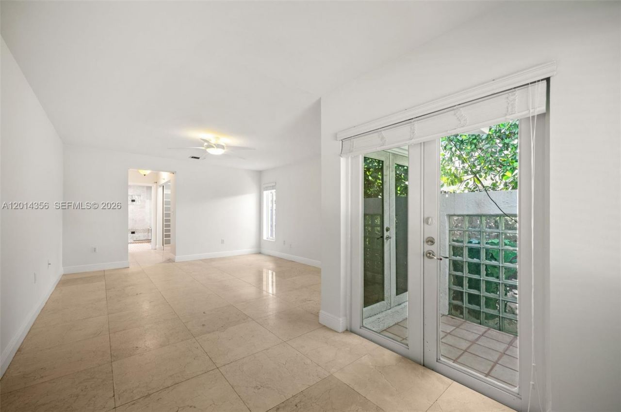 512 Warren Ln , Key Biscayne, FL 33149 Photo