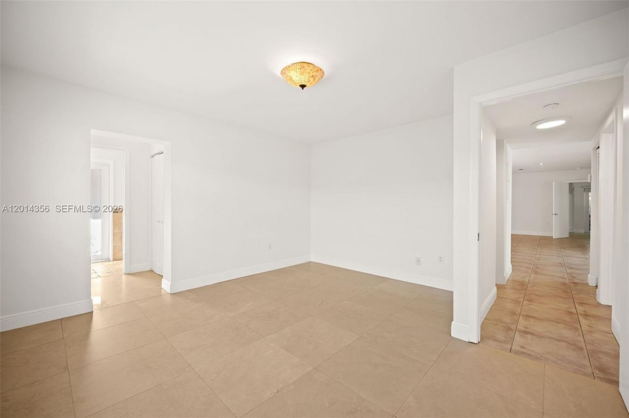 512 Warren Ln , Key Biscayne, FL 33149 Photo