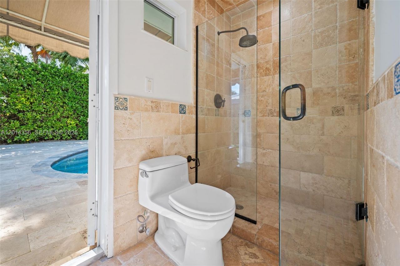 512 Warren Ln , Key Biscayne, FL 33149 Photo
