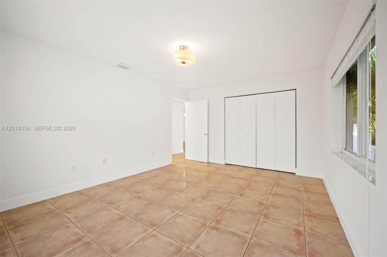 512 Warren Ln , Key Biscayne, FL 33149 Photo
