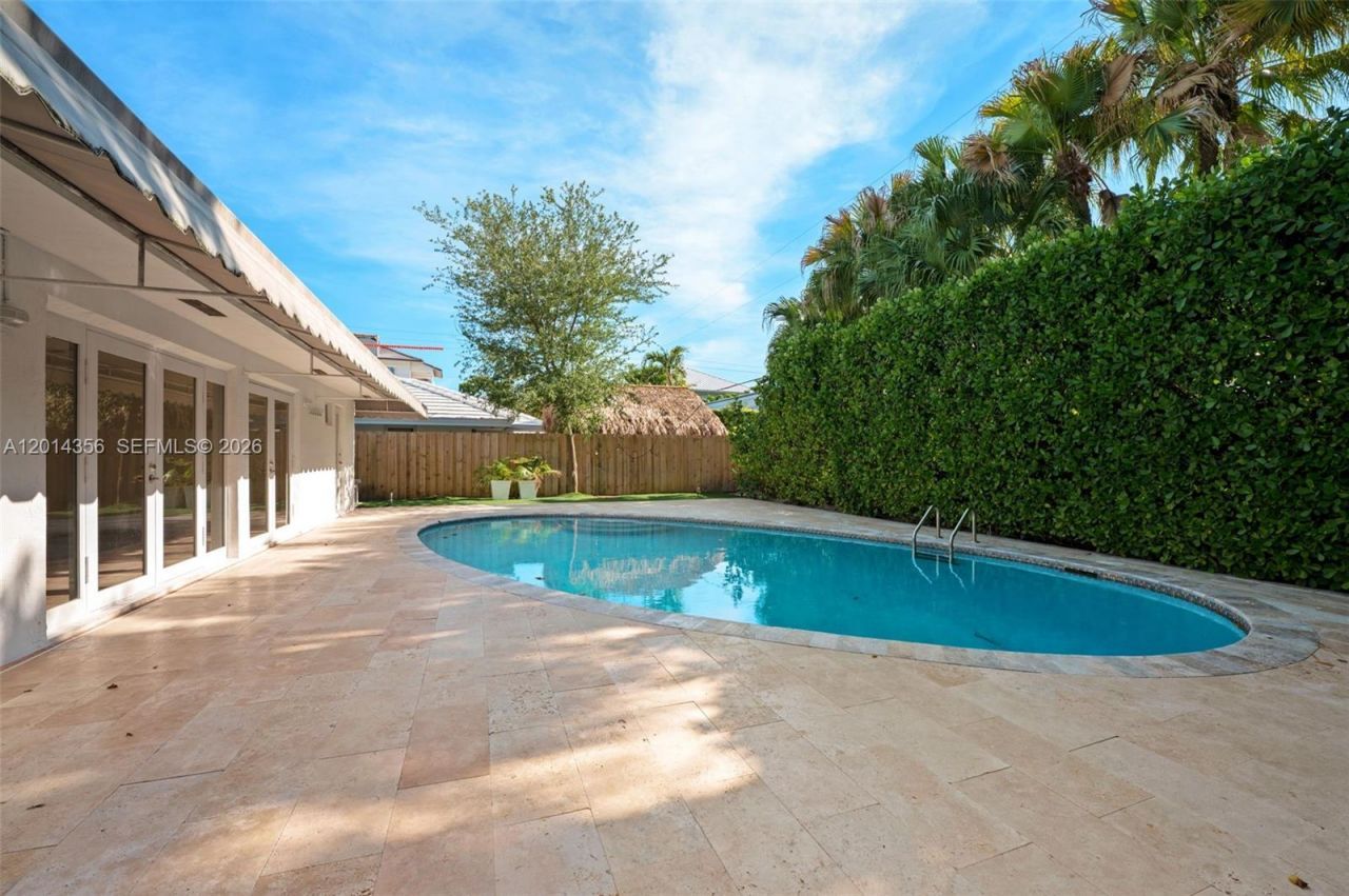 512 Warren Ln , Key Biscayne, FL 33149 Photo