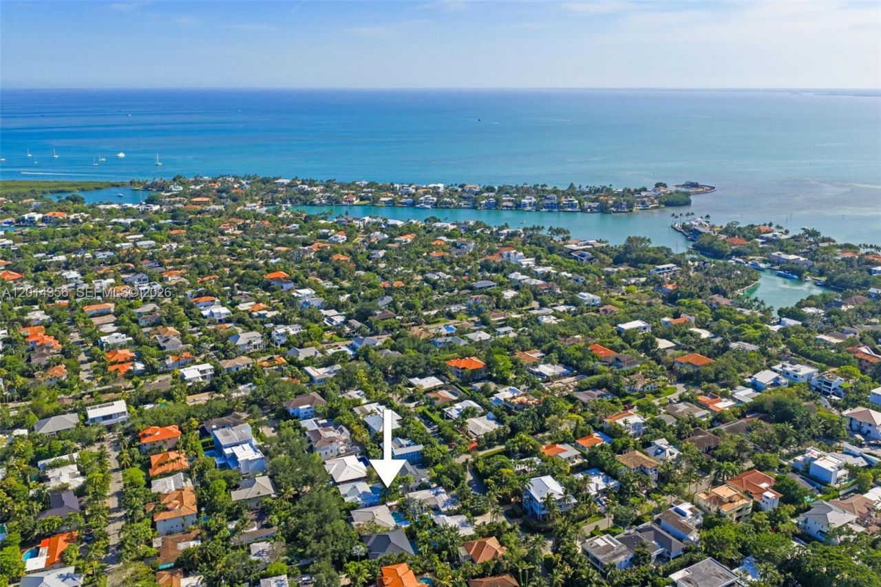 512 Warren Ln , Key Biscayne, FL 33149 Photo