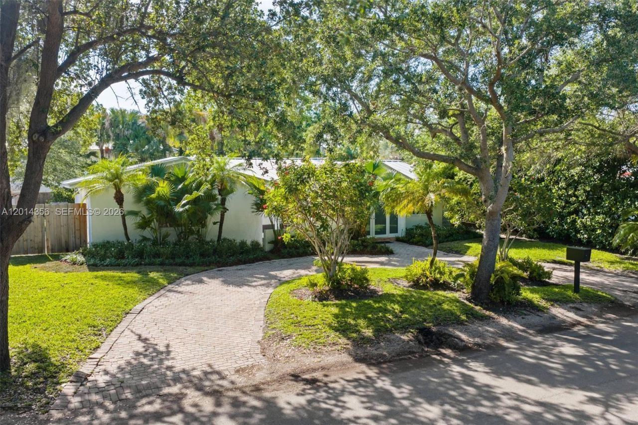 512 Warren Ln , Key Biscayne, FL 33149 Photo
