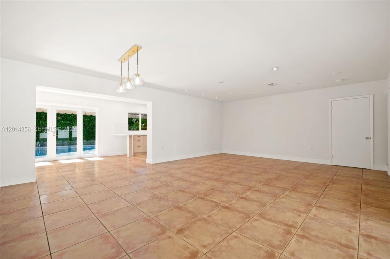 512 Warren Ln , Key Biscayne, FL 33149 Photo