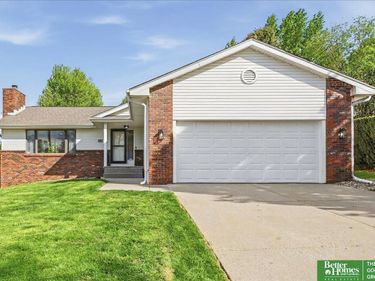 105 Kingsridge Drive , Council Bluffs, IA 51503