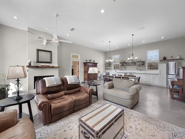 2640 County Road 1030 NW, Mount Vernon, TX 75457