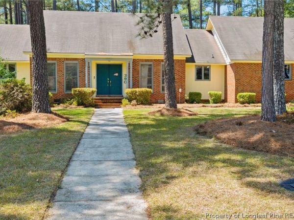 390 Hilliard Drive, Fayetteville, NC 28311
