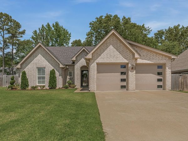 4004 Sandra Lane, Jonesboro, AR 72404