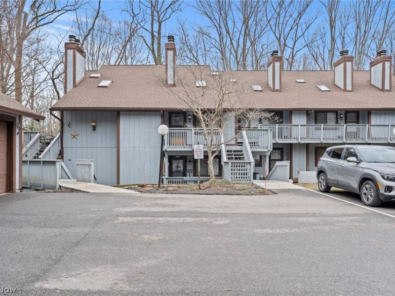 515 Meredith Lane , Unit 2A, Cuyahoga Falls, OH 44223 Photo 1