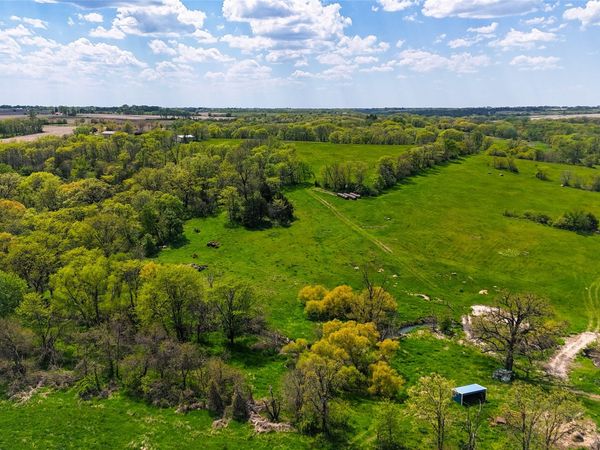 4245 200th Avenue , Carlisle, IA 55047