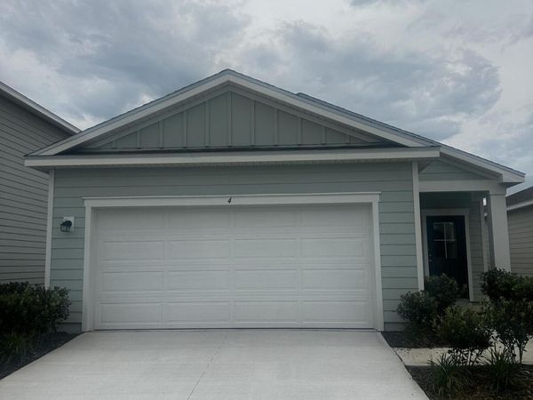 4 ORIOLE Road, Palm Coast, FL 32164