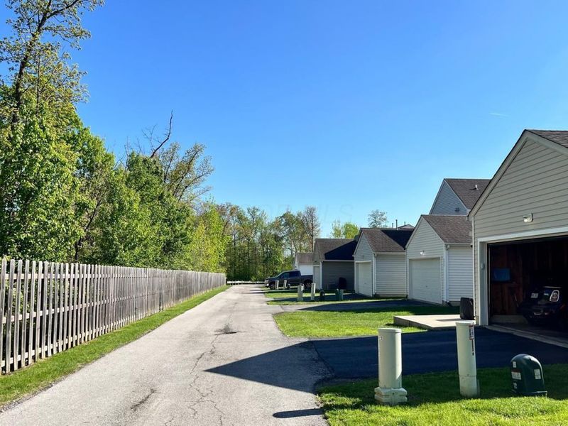8700 Pennycress Lane , Lewis Center, OH 43035 Photo 28