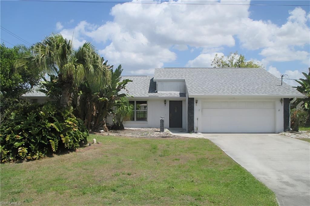 903 SE 20th Ct, Cape Coral, FL 33990 Main Photo