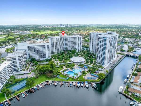 600 Three Islands Blvd , Unit 212, Hallandale Beach, FL 33009