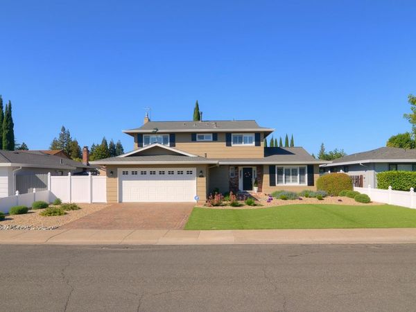 7110 Westmoreland Way, Sacramento, CA 95831