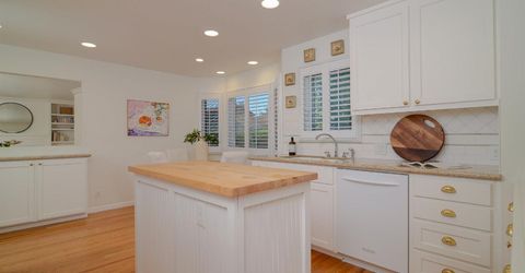 7110 Westmoreland Way, Sacramento, CA 95831 Photo