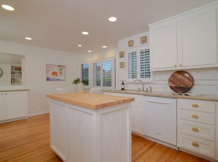 7110 Westmoreland Way, Sacramento, CA 95831 Photo