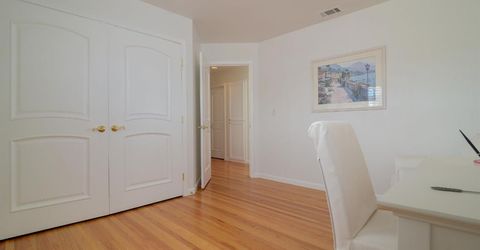 7110 Westmoreland Way, Sacramento, CA 95831 Photo