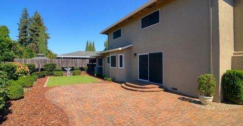 7110 Westmoreland Way, Sacramento, CA 95831 Photo