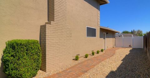 7110 Westmoreland Way, Sacramento, CA 95831 Photo