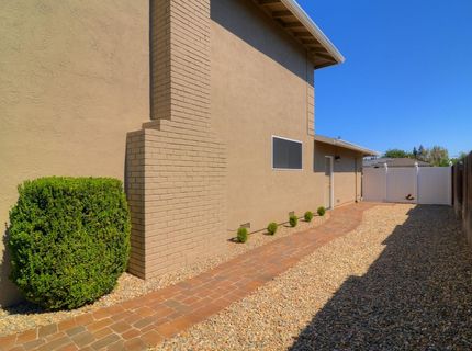 7110 Westmoreland Way, Sacramento, CA 95831 Photo