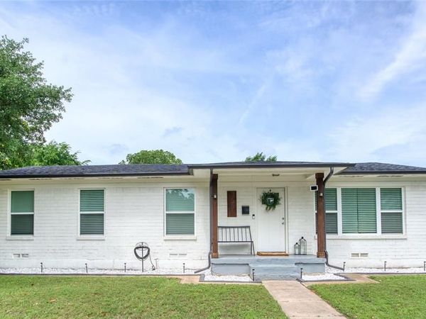 1601 Rindie Street , Irving, TX 75060