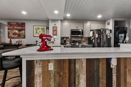 223 Maison Dr. photo 4