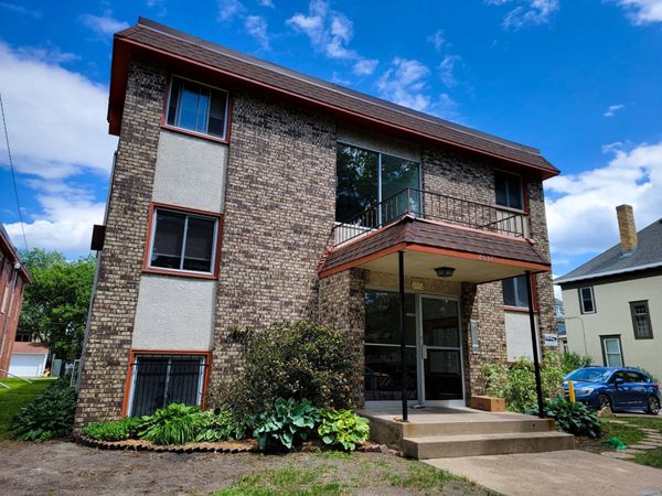 2637 S Pleasant Avenue S, Unit 5, Minneapolis, MN 55408
