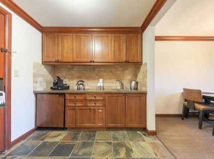 400 Resort Road, Olympic Valley, CA 96146 Photo