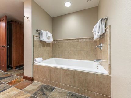 400 Resort Road, Olympic Valley, CA 96146 Photo