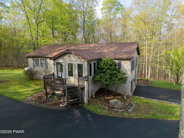 487 Perkins Pond Road, Beach Lake, PA 18405