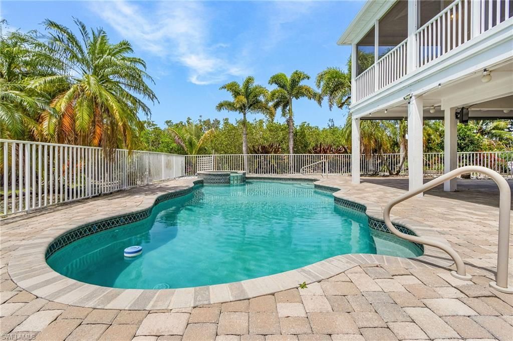 14221 Clubhouse Dr, Bokeelia, FL 33922 Photo