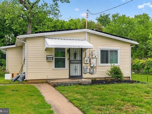 221 SENECA DRIVE, OXON HILL, MD 20745