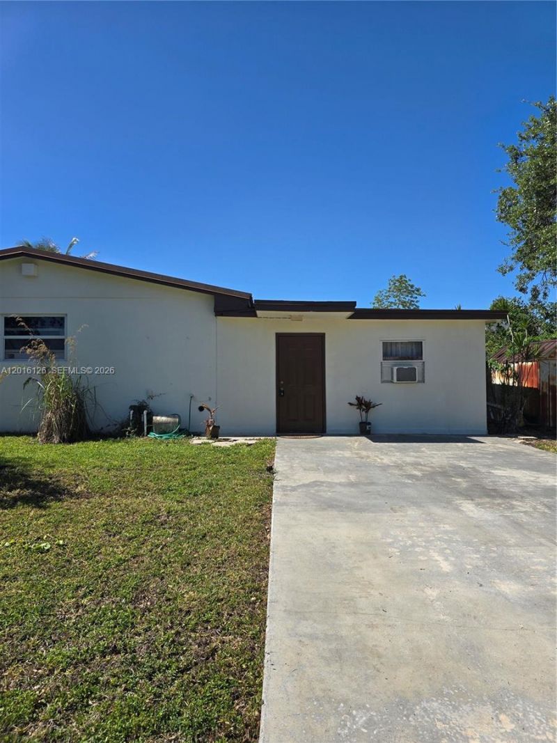 27660 SW 162nd Ave , Unit side, Homestead, FL 33031 Photo