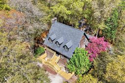 34 Clifton Dr.  photo 4