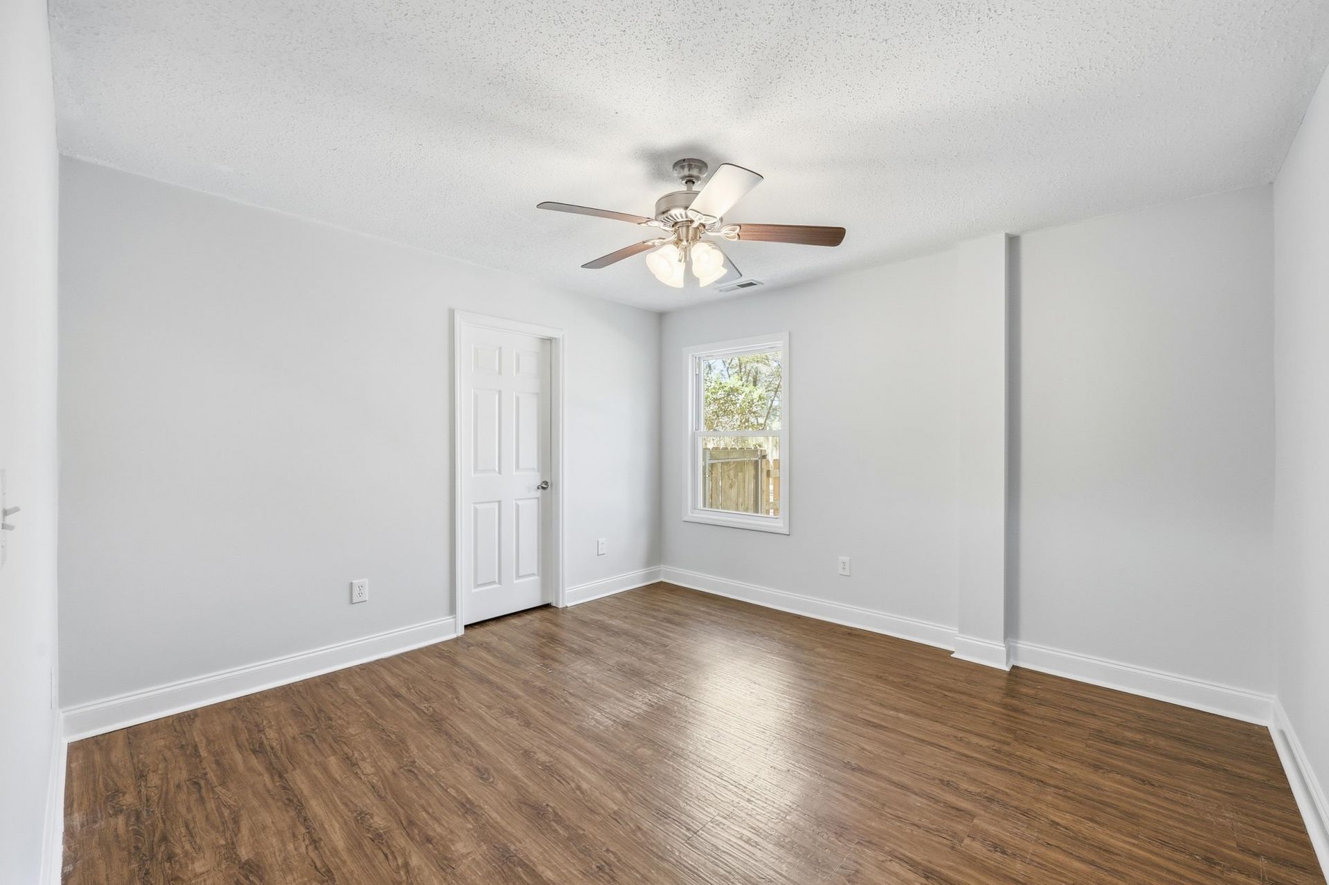 34 Clifton Dr.  Photo 21