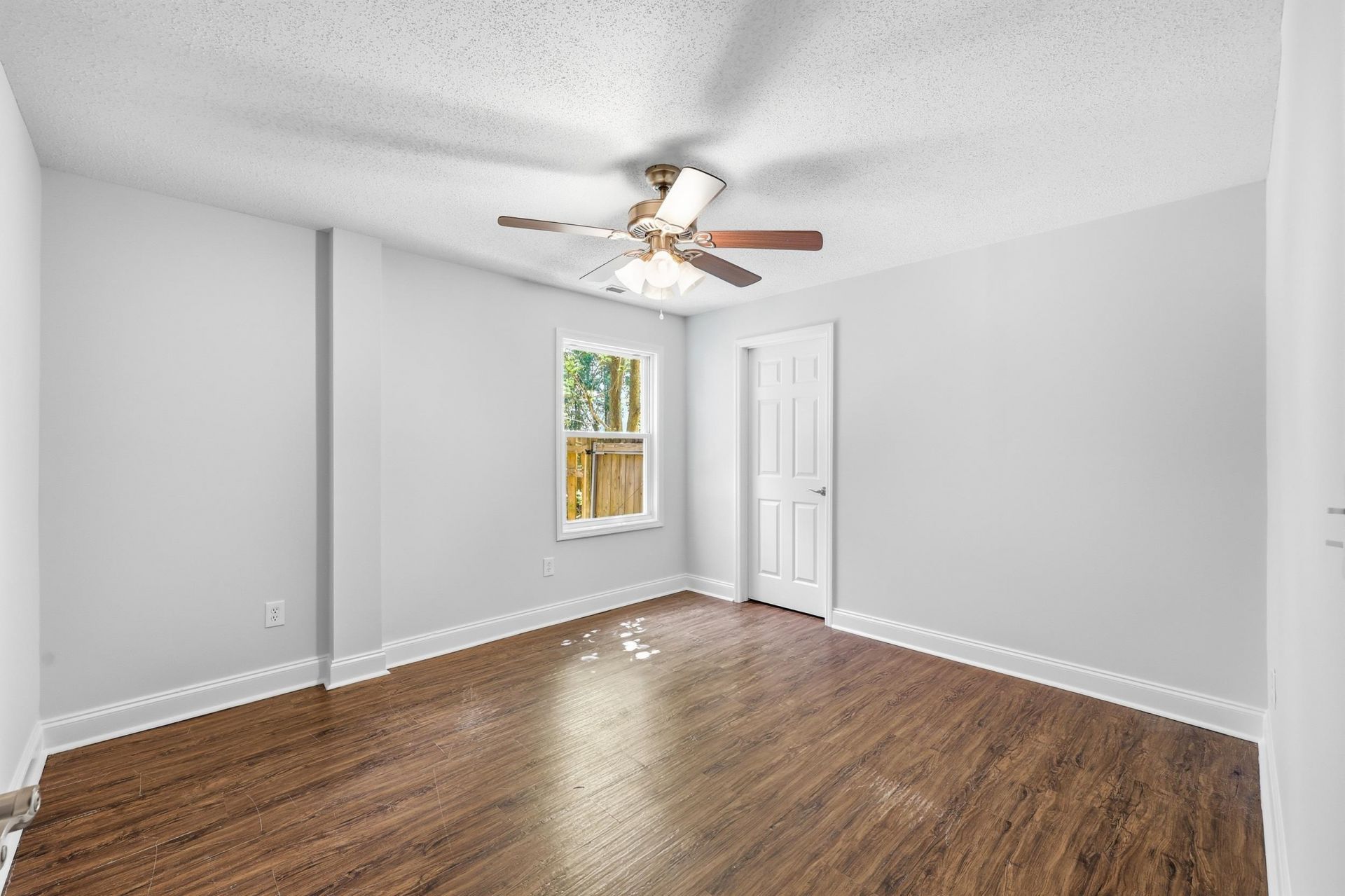 34 Clifton Dr.  Photo 22