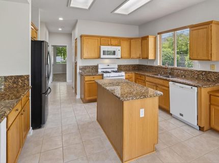 836 Magnolia Ln, Lincoln, CA 95648 Photo