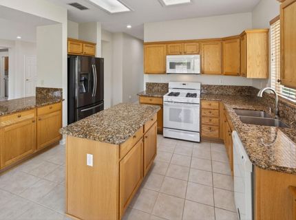 836 Magnolia Ln, Lincoln, CA 95648 Photo