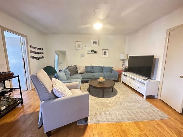 5 Battery St, Unit 5, Boston, MA 02109