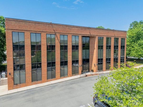 319 S Sharon Amity Road , Unit 300, Charlotte, NC 28211