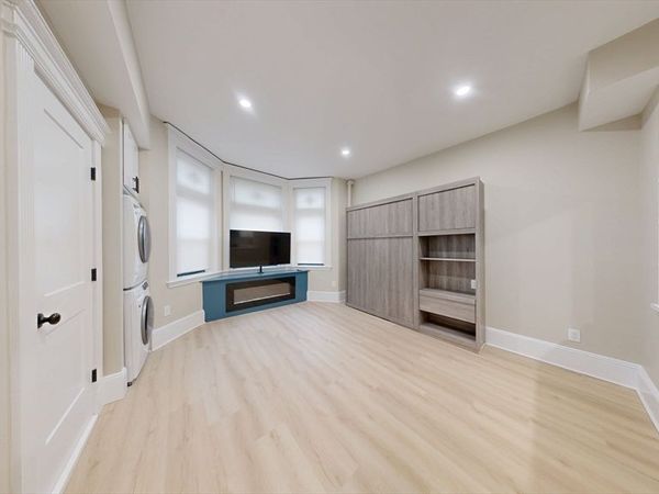 41 Edgerly Rd, Unit 1, Boston, MA 02115