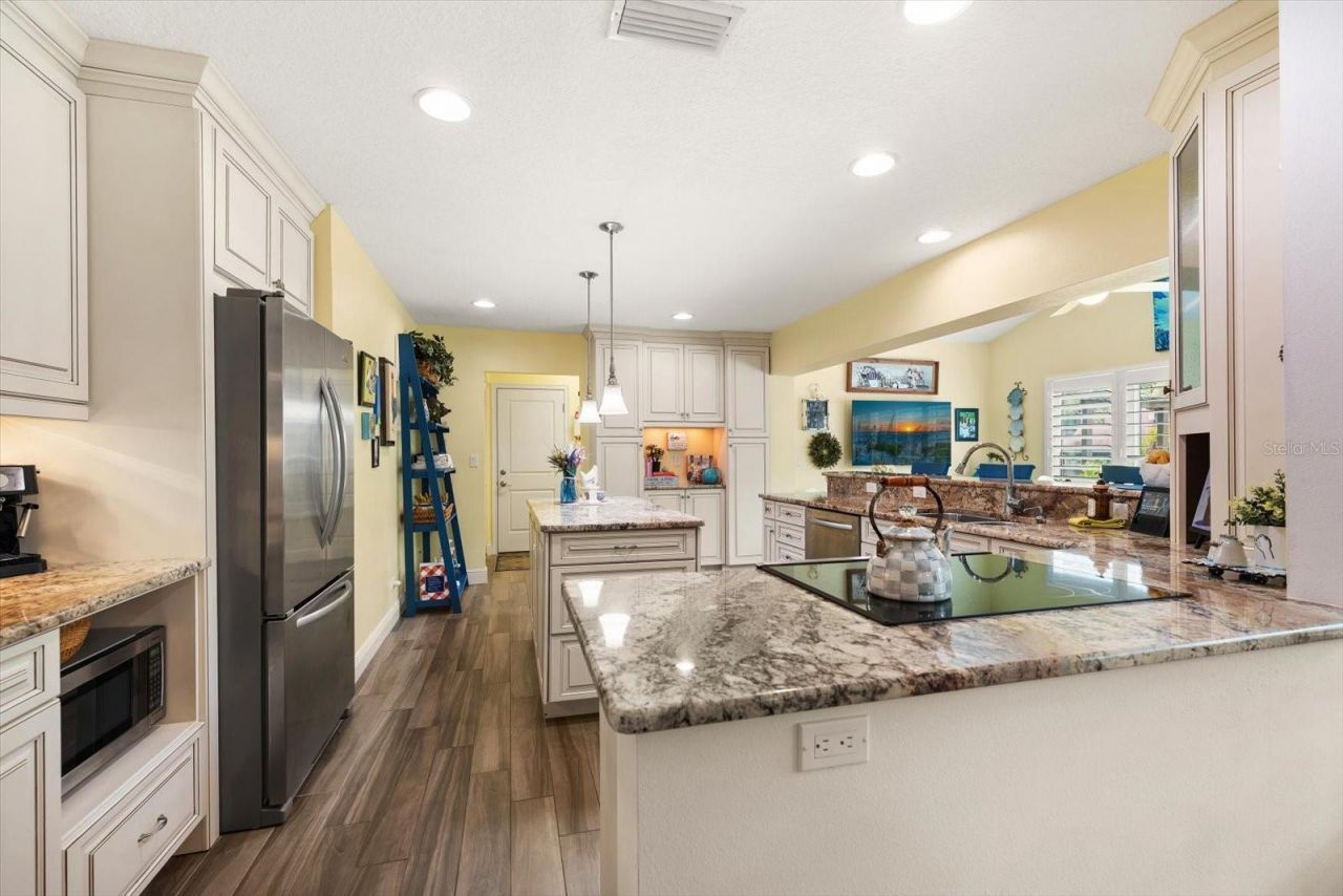 13300 Indian Rocks Road , Unit 201, Largo, FL 33774 Photo