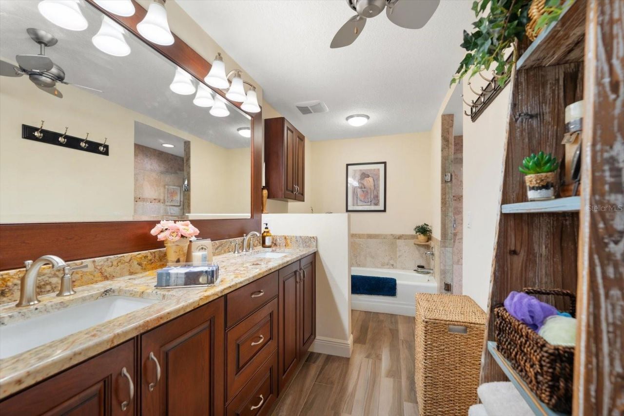 13300 Indian Rocks Road , Unit 201, Largo, FL 33774 Photo