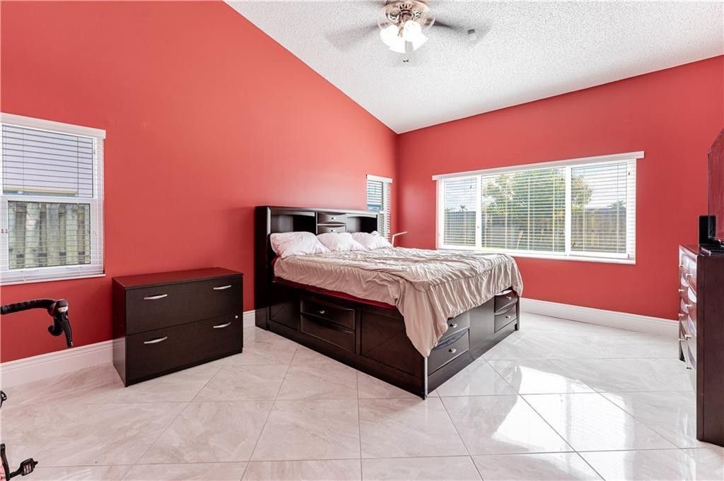 7200 SW 20th Street, Plantation, FL 33317 Photo