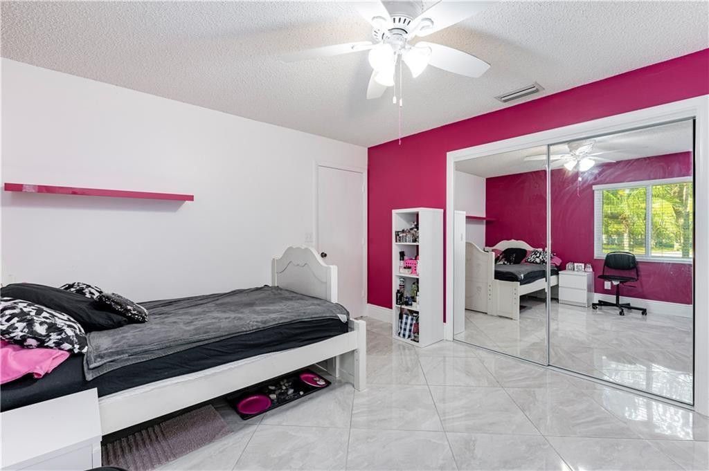 7200 SW 20th Street, Plantation, FL 33317 Photo